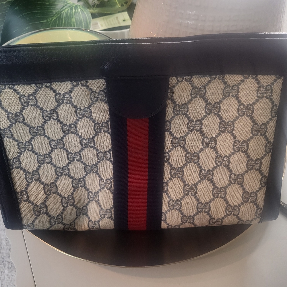 Gucci classic GG monogram canvas clutch